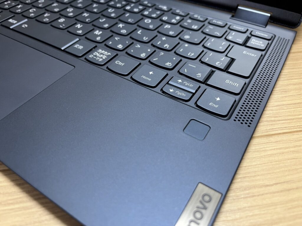 Lenovo Yoga 660 – アビスブルー/ ファブリックカバーが最高でした使用